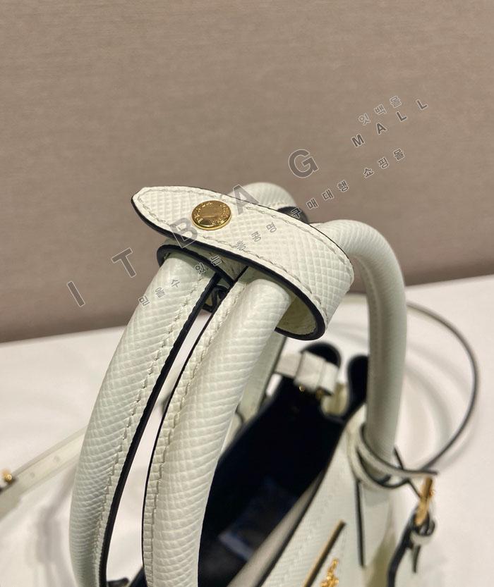 ����� �κ��� ���ǾƳ� ���� �̴Ϲ�  1BA497   26/�Ż�