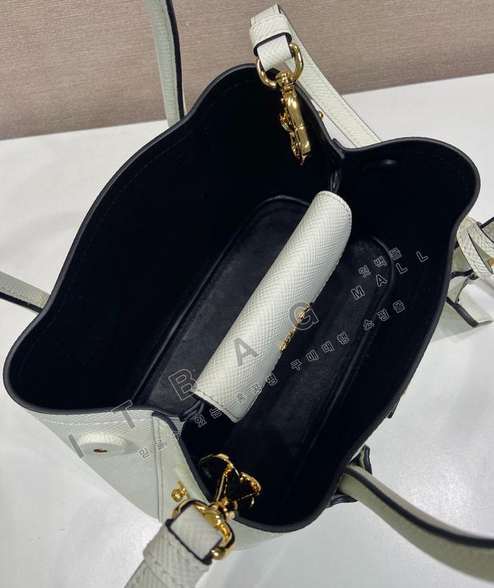 ����� �κ��� ���ǾƳ� ���� �̴Ϲ�  1BA497   26/�Ż�
