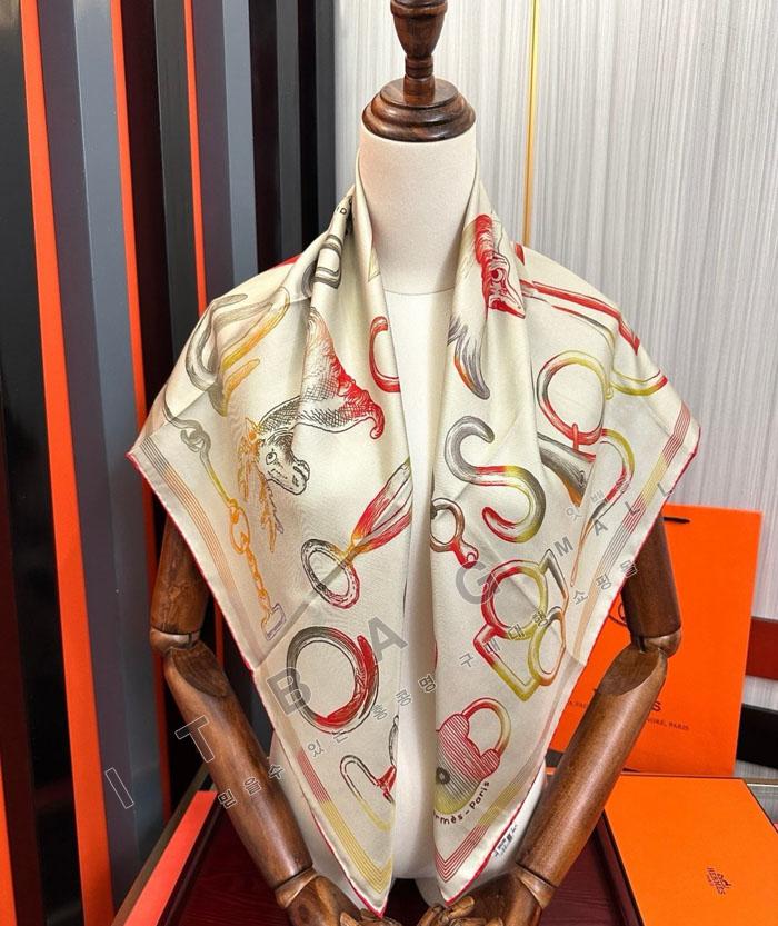 �����޽� ��ī��   ��ũ  ��   YUE2344-1   26/�Ż�