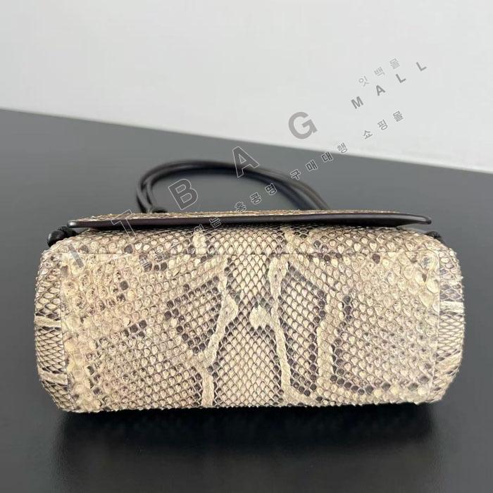 ���װ� ����Ÿ  ��Ѹ��� �����  843893-12   25/�Ż�  