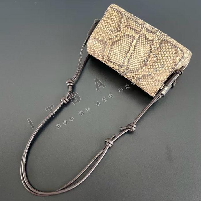 ���װ� ����Ÿ  ��Ѹ��� �����  843893-12   25/�Ż�  