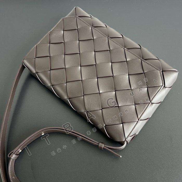 ���װ� ����Ÿ   ���� ��ư� ũ�ν��� 815796-6   25/�Ż�   