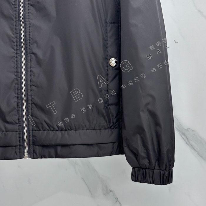 ����� ����   ����   SS8137   26/�Ż�  