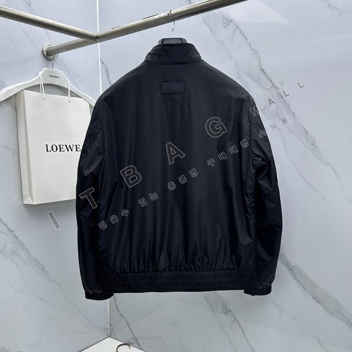 ����� ����   ����   SS8137   26/�Ż�  