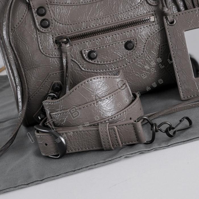 �߷��þư� �̴�  �� ��Ƽ ��  GA2115-1 ��  26/�Ż� 
