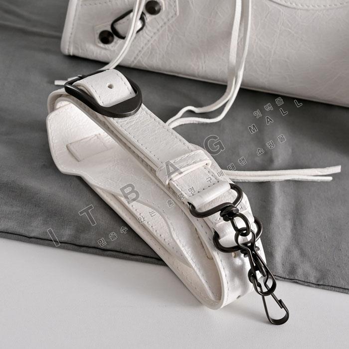�߷��þư�  �̴�  �� ��Ƽ ��  GA2115-7 ��  26/�Ż� 