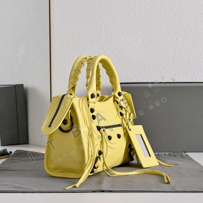�߷��þư�  �̴�  �� ��Ƽ ��  GA2115-9 ��  26/�Ż� 