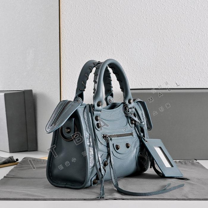 �߷��þư�  �̴�  �� ��Ƽ ��  GA2115-11 ��  26/�Ż� 