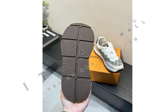 ���̺��� YF4565 ��  3�÷�