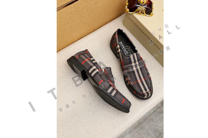������ ���� ����  MYB4586  2�÷�