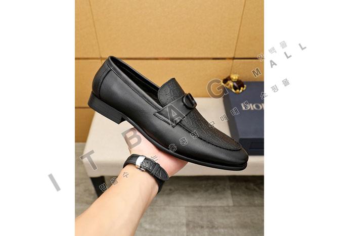 ��� ���� ����  MYB4592
