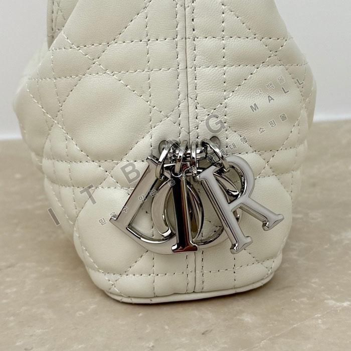 ��� ������ �̴�/���� ȣ�� ��  DR1362-7    26/�Ż�  