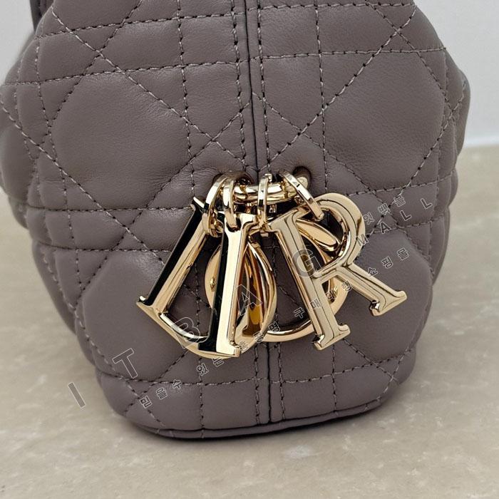 ��� ������ �̴�/���� ȣ�� ��  DR1362-17    26/�Ż�  