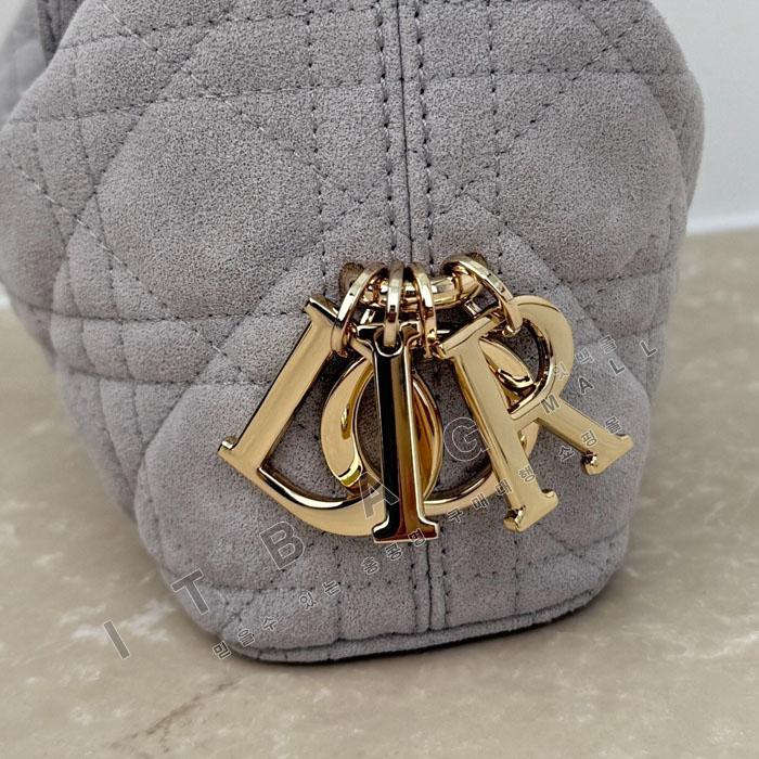 ��� ������ �����̵� �̴�/���� ȣ�� ��  DR1362-19    26/�Ż�  