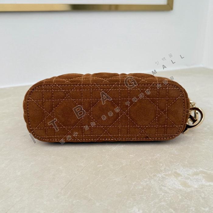 ��� ������ �����̵� �̴�/���� ȣ�� ��  DR1362-21    26/�Ż�  