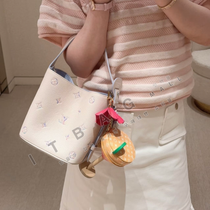 ���̺��� �� �� BB   M29835   26/�Ż�