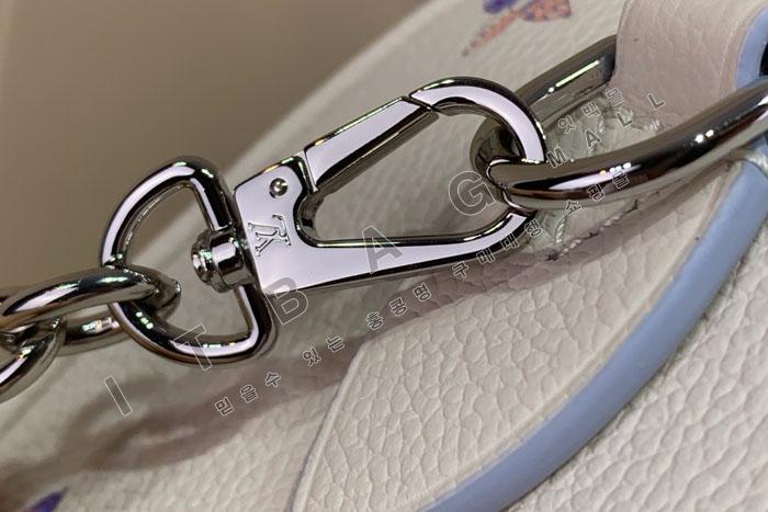 ���̺��� ���ǵ� �ݵѸ��� 20 NV  M2A099   26/�Ż�