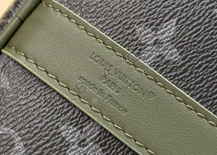 ���̺��� Ű�� �ݵѸ��� 50   M28844   26/�Ż�