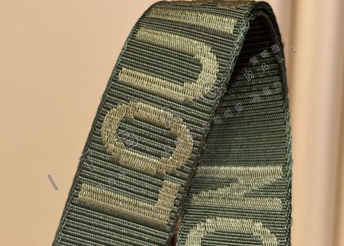 ���̺��� Ű�� �ݵѸ��� 50   M28844   26/�Ż�