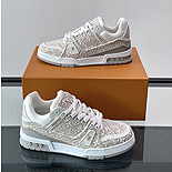 ���̺���  ���� Ʈ���̳� ����Ŀ��  YF9602 ��