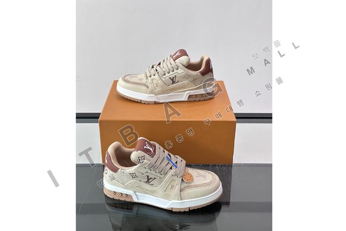 ���̺���  ���� Ʈ���̳� ����Ŀ��  YF9605 ��