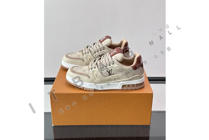 ���̺���  ���� Ʈ���̳� ����Ŀ��  YF9605 ��