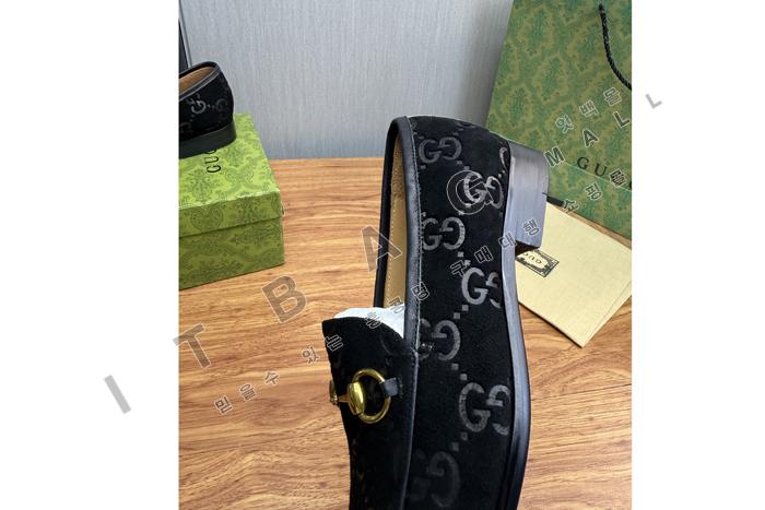 ����  ���� Ȧ���� ����  YF53067  3�÷�