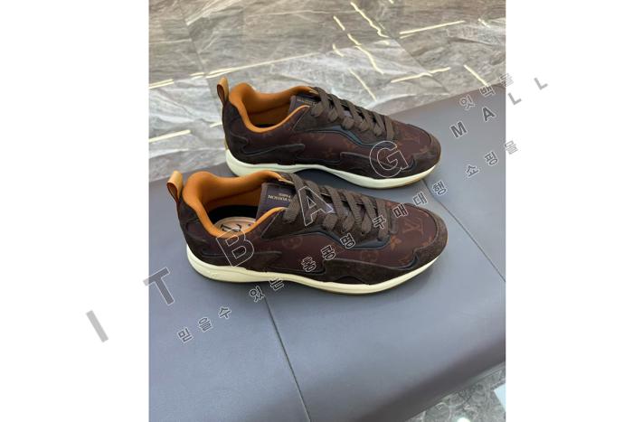 ���̺��� ���� ��� 300 ����Ŀ�� YF6441 ��