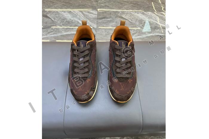 ���̺��� ���� ��� 300 ����Ŀ�� YF6441 ��