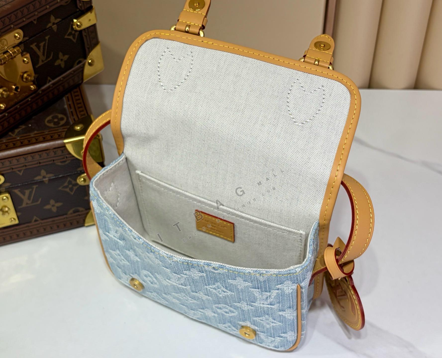 ���̺��� ��ÿ ���� ��Ʈ�� �̴� ��  M2A647   26/�Ż�  
