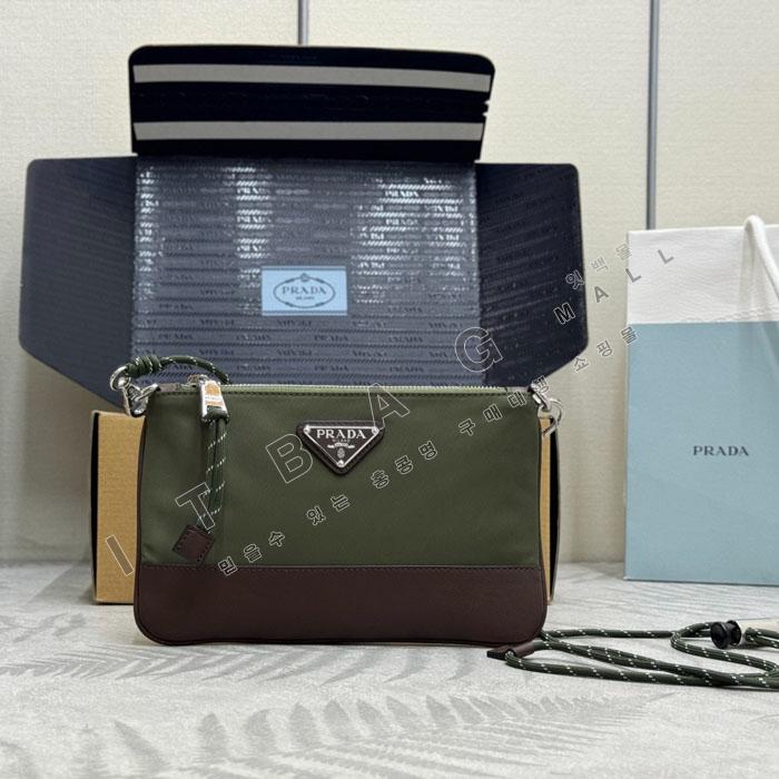 ����� �����Ϸ� ����Ʈ�� ���̽�  2ZT073   26/�Ż�
