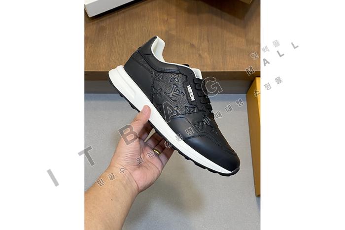���̺��� ���� �� ����� ����Ŀ�� YF7604 ��
