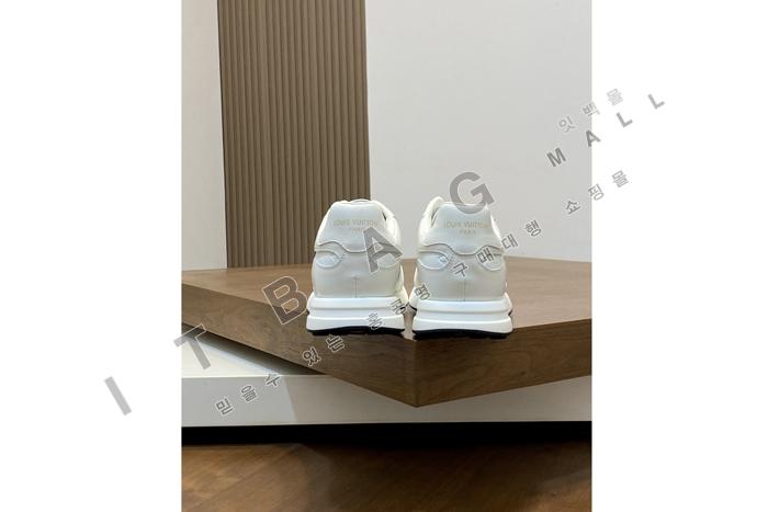 ���̺��� ���� �� ����� ����Ŀ�� YF7604-1 ��