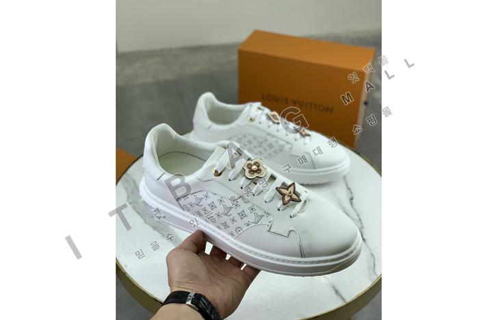 ���̺��� Ÿ�� �ƿ� ����Ŀ�� YF9616  �� ��������