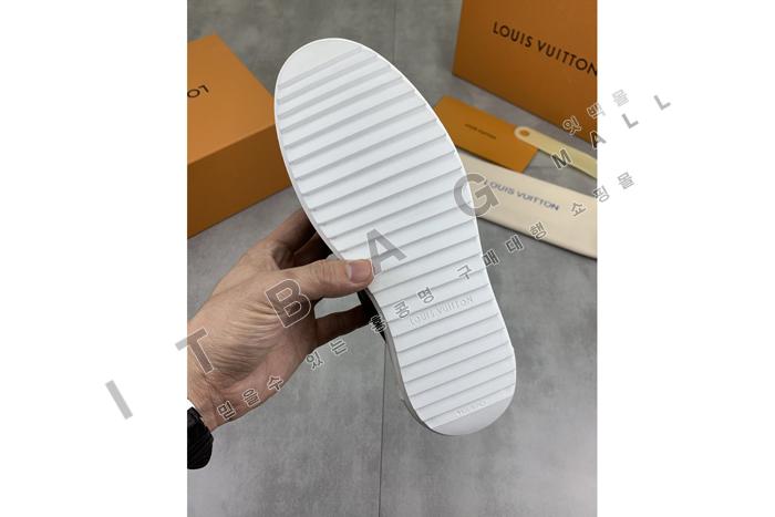 ���̺��� Ÿ�� �ƿ� ����Ŀ�� YF9617 ��  ��������