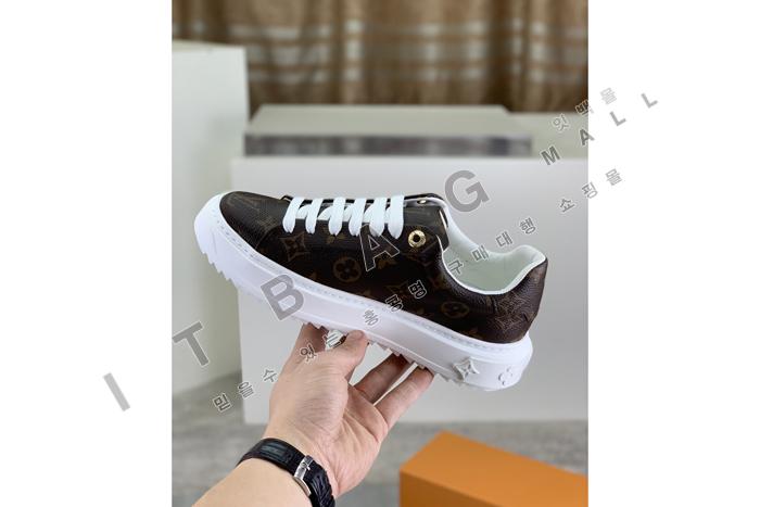���̺��� Ÿ�� �ƿ� ����Ŀ�� YF9617 ��  ��������
