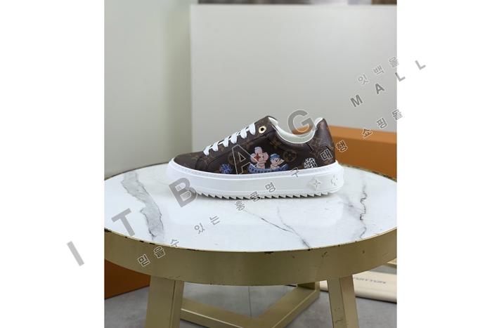 ���̺��� Ÿ�� �ƿ� ����Ŀ�� YF9617 ��  ��������