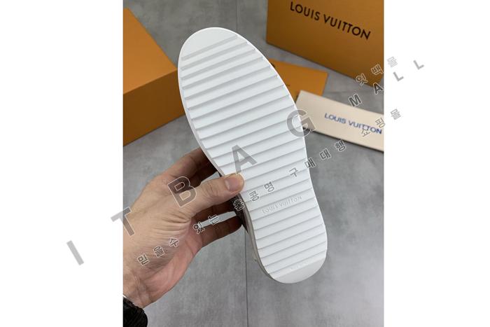 ���̺��� Ÿ�� �ƿ� ����Ŀ�� YF9615 ��  ��������