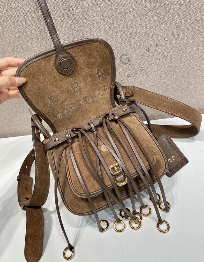 ����� �����̵� �ڸ����� �����  1BD412     26//�Ż�