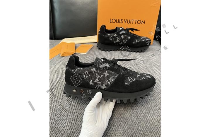 ���̺��� ���� ����Ŀ��  YF9044 ��