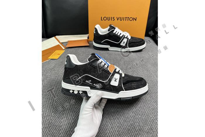 ���̺��� ���� Ʈ���̳� ����Ŀ��  YF9048 ��