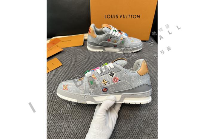 ���̺��� ���� Ʈ���̳� ����Ŀ�� YF9049-1 ��