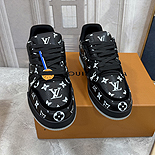 ���̺���  Ʈ���̳� ����Ŀ��  SP0241 ��  ��������