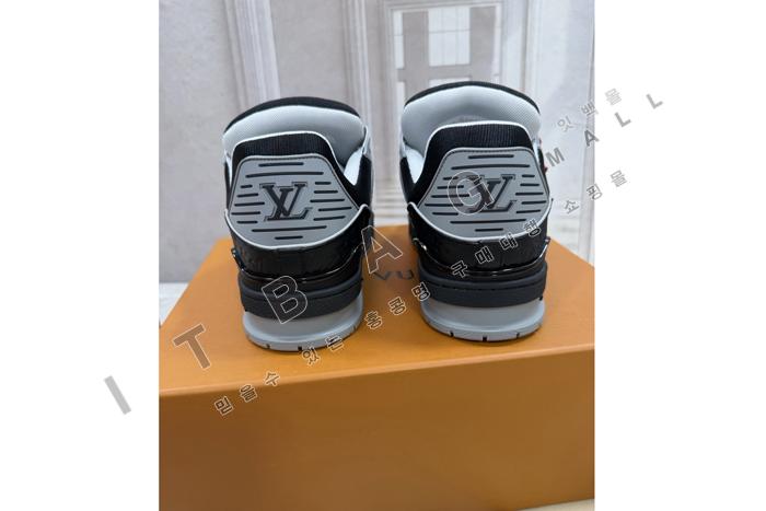 ���̺���  Ʈ���̳� ����Ŀ��  SP0240 ��   ��������