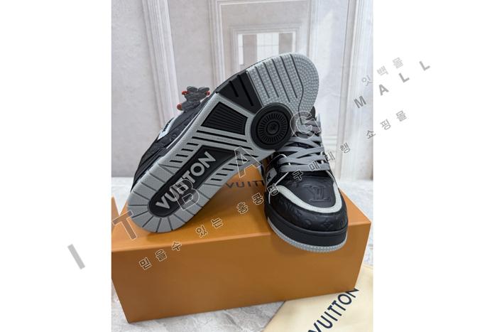 ���̺���  Ʈ���̳� ����Ŀ��  SP0240 ��   ��������