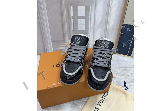 ���̺���  Ʈ���̳� ����Ŀ��  SP0240 ��   ��������