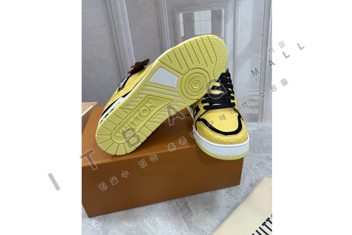 ���̺���  Ʈ���̳� ����Ŀ��  SP0240-1 ��  ��������