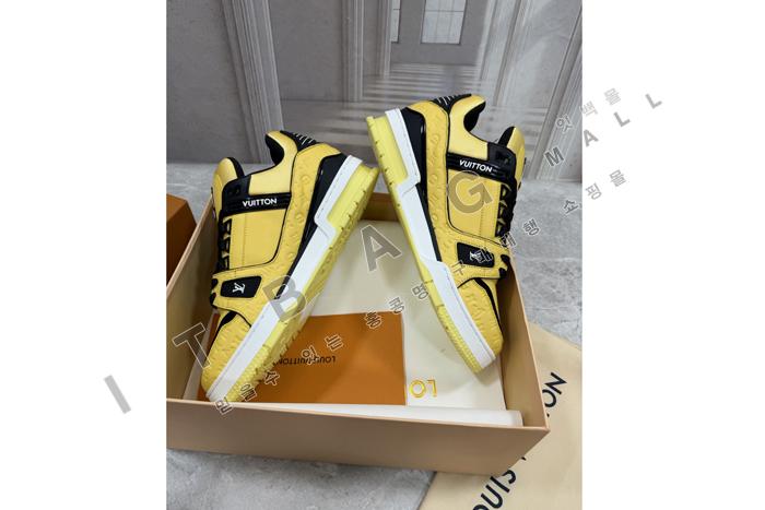 ���̺���  Ʈ���̳� ����Ŀ��  SP0240-1 ��  ��������