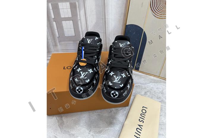 ���̺���  Ʈ���̳� ����Ŀ��  SP0241 ��  ��������