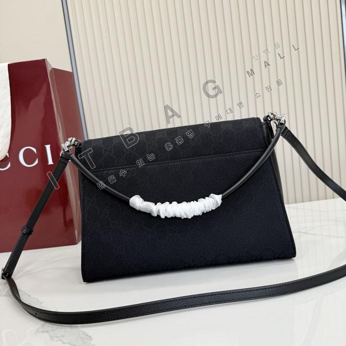 ���� Ȧ���� �ο���  �̵�� ž �ڵ��  A006N6-6  26/�Ż�